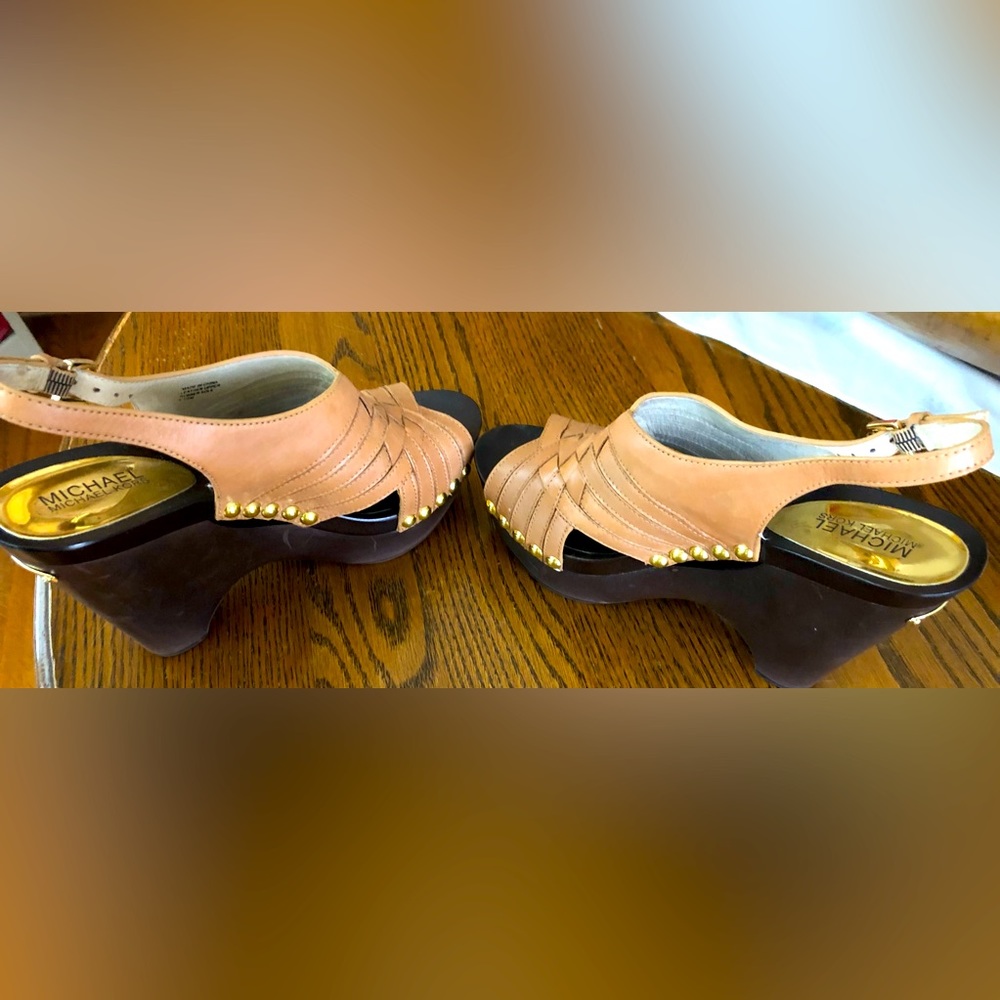 MICHAEL KORS High Wedge Heel Sling Back Gold Studded Sandals Shoes  Size 9 1/2